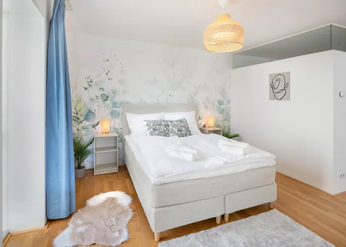 Oona Boutique